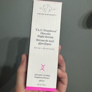 Drunk Elephant T.L.C. Framboos Glycolic Night Serum